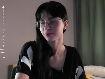 informal_ – webcam model profile photo Image 4