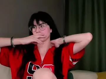 informal_ – webcam model profile photo Image 5