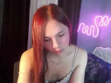 milly_shy – webcam model profile photo Image 8