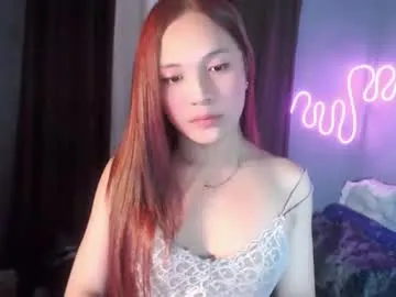 milly_shy – webcam model profile photo Image 9