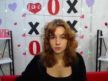 little_yena – webcam model profile photo Image 2