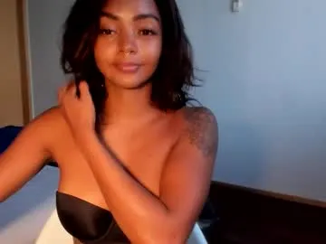 lanie__ – webcam model profile photo Image 8