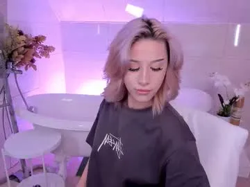 aryana14 – webcam model profile photo Image 16