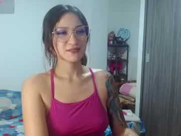 lia_ana_ Image 2