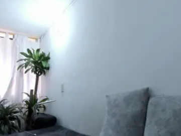 pretty_peaches – webcam model profile photo Image 18