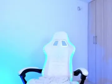 lia_queen610 – webcam model profile photo