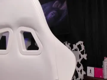 ava_delightt – webcam model profile photo Image 7