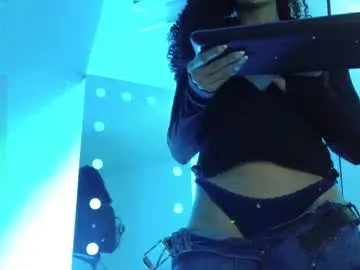 lanie__ – webcam model profile photo Image 2