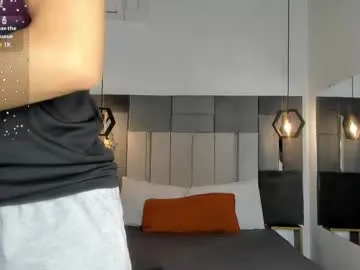 playhard054 – webcam model profile photo Image 7