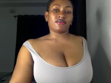 lucifera1 – webcam model profile photo Image 18