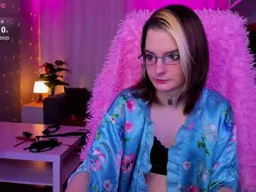 delmypason – webcam model profile photo Image 2