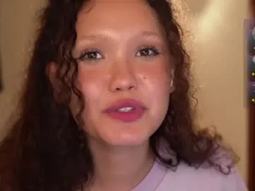 lemonnata – webcam model profile photo Image 8