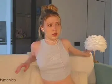 lilkittymonica Image 15