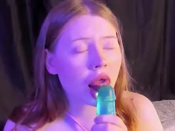 kittyloffe – webcam model profile photo Image 10