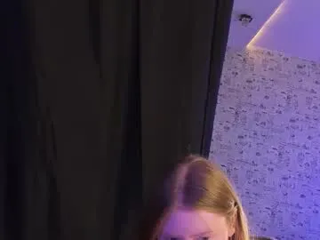 kittyloffe – webcam model profile photo Image 12