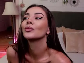 girl_mila – webcam model profile photo Image 16