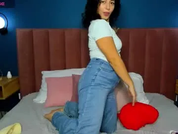 bright_diamonds_054 – webcam model profile photo Image 11