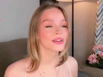 lipswithsweetonthem Image 2