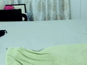 _sirine_ – webcam model profile photo Image 10