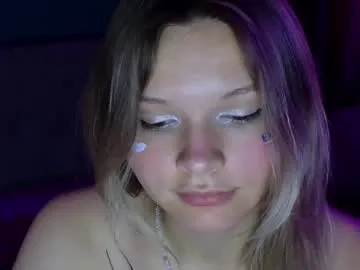 bella_stewartt – webcam model profile photo Image 2