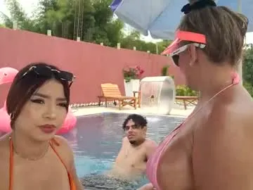 mon1_day – webcam model profile photo Image 17