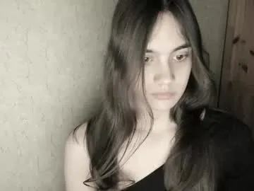 Yasminegirl – webcam model profile photo Image 13