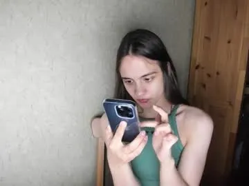 Yasminegirl – webcam model profile photo Image 14