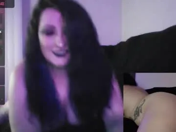 zuleikha – webcam model profile photo Image 17