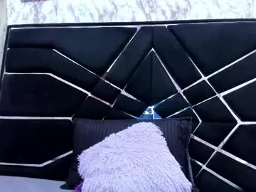 vanessajos – webcam model profile photo Image 15