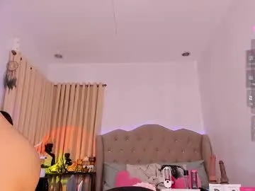 homeofsex_ – webcam model profile photo Image 2