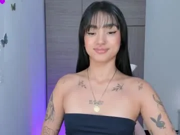 little_effy18_ – webcam model profile photo Image 2