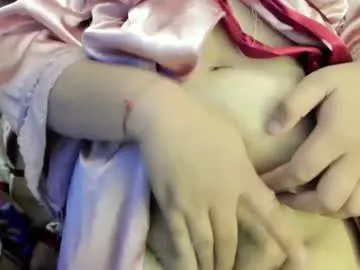 louheart Image 12