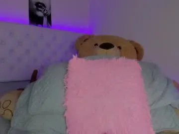 krisi_kiss – webcam model profile photo Image 9