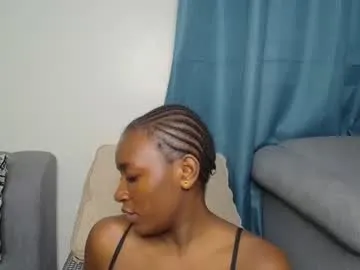 fixielu – webcam model profile photo Image 4