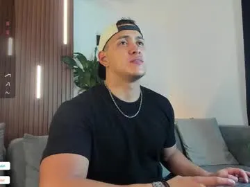 sigmasian – webcam model profile photo Image 12