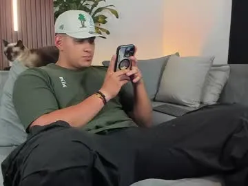 sigmasian – webcam model profile photo Image 6