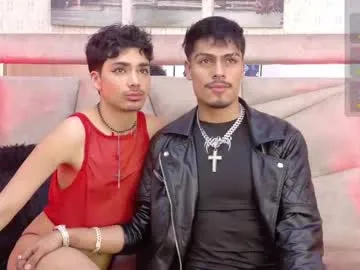 single_fox_4u – webcam model profile photo Image 6