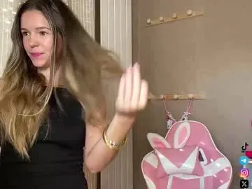 Blonde_sexy21 – webcam model profile photo Image 16