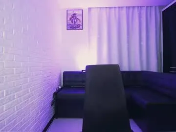 ava_delightt – webcam model profile photo Image 2