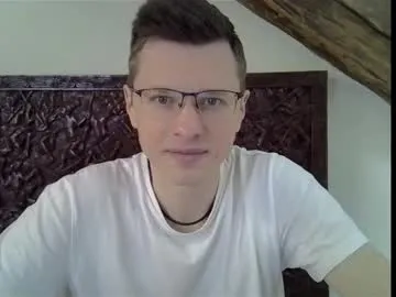 informal_ – webcam model profile photo Image 3