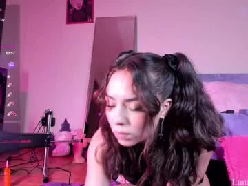 luna_luuvz Image 8