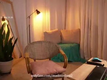 madisonlara Image 13