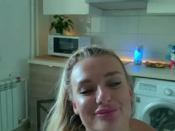 sellapink – webcam model profile photo Image 4