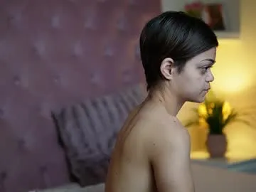 baaaybeee – webcam model profile photo Image 15