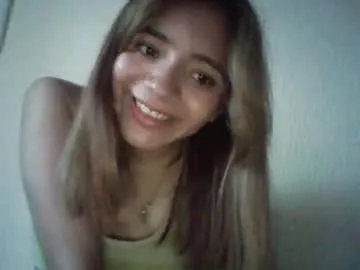 lia_xiomy_ – webcam model profile photo Image 9