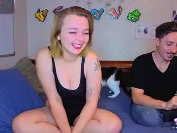 naive_love – webcam model profile photo Image 13