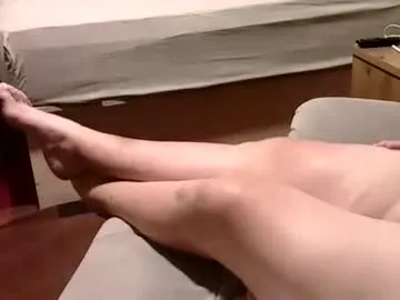 vicky_hotteei – webcam model profile photo Image 9