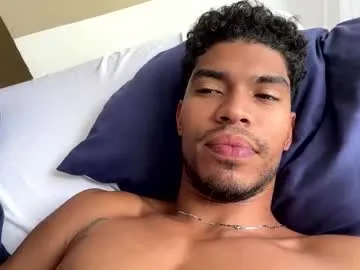 informal_ – webcam model profile photo Image 11