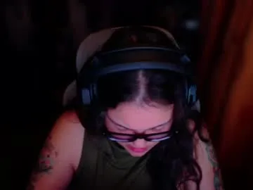 little_effy18_ – webcam model profile photo Image 17