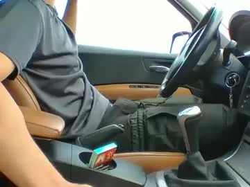 shantallmilf – webcam model profile photo Image 4